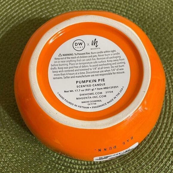 Rae Dunn ceramic orange scented candle with Hocus Pocus on the side NWT - Picture 5 of 6
